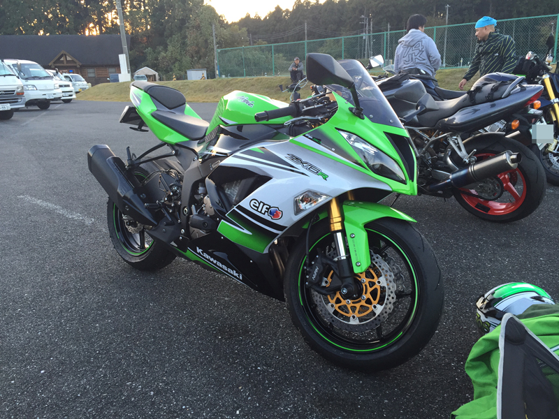 zx6r098